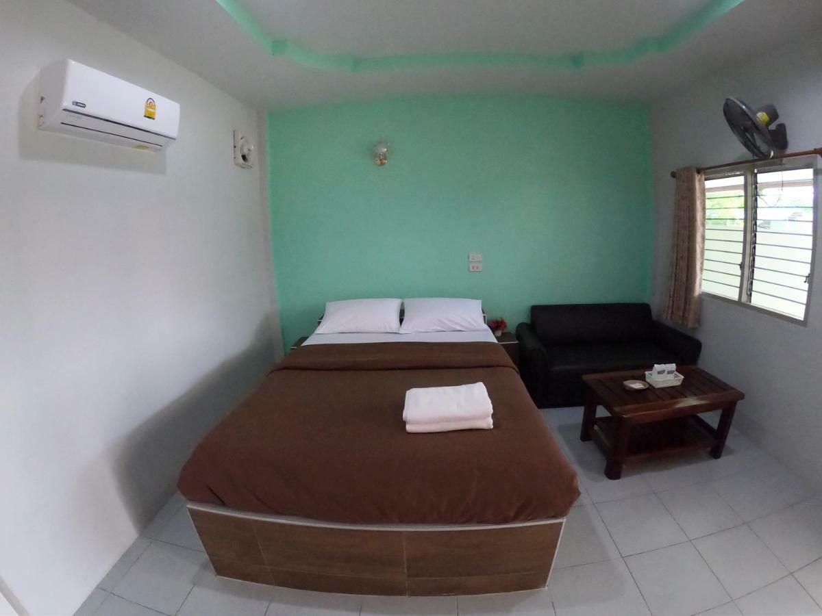 Nk Garden Hotel @Suratthani Airport Surat Thani Exteriör bild